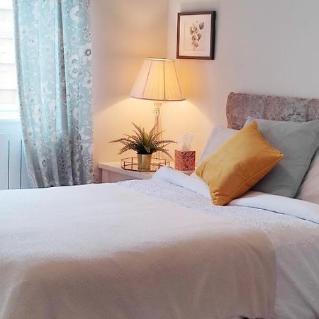 Butterfly Guesthouse - Entire Home Within 5Km Of Galway City Exterior foto